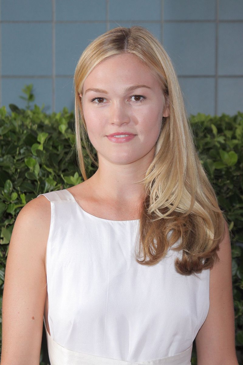 cristal pineda recommends Julia Stiles Nude