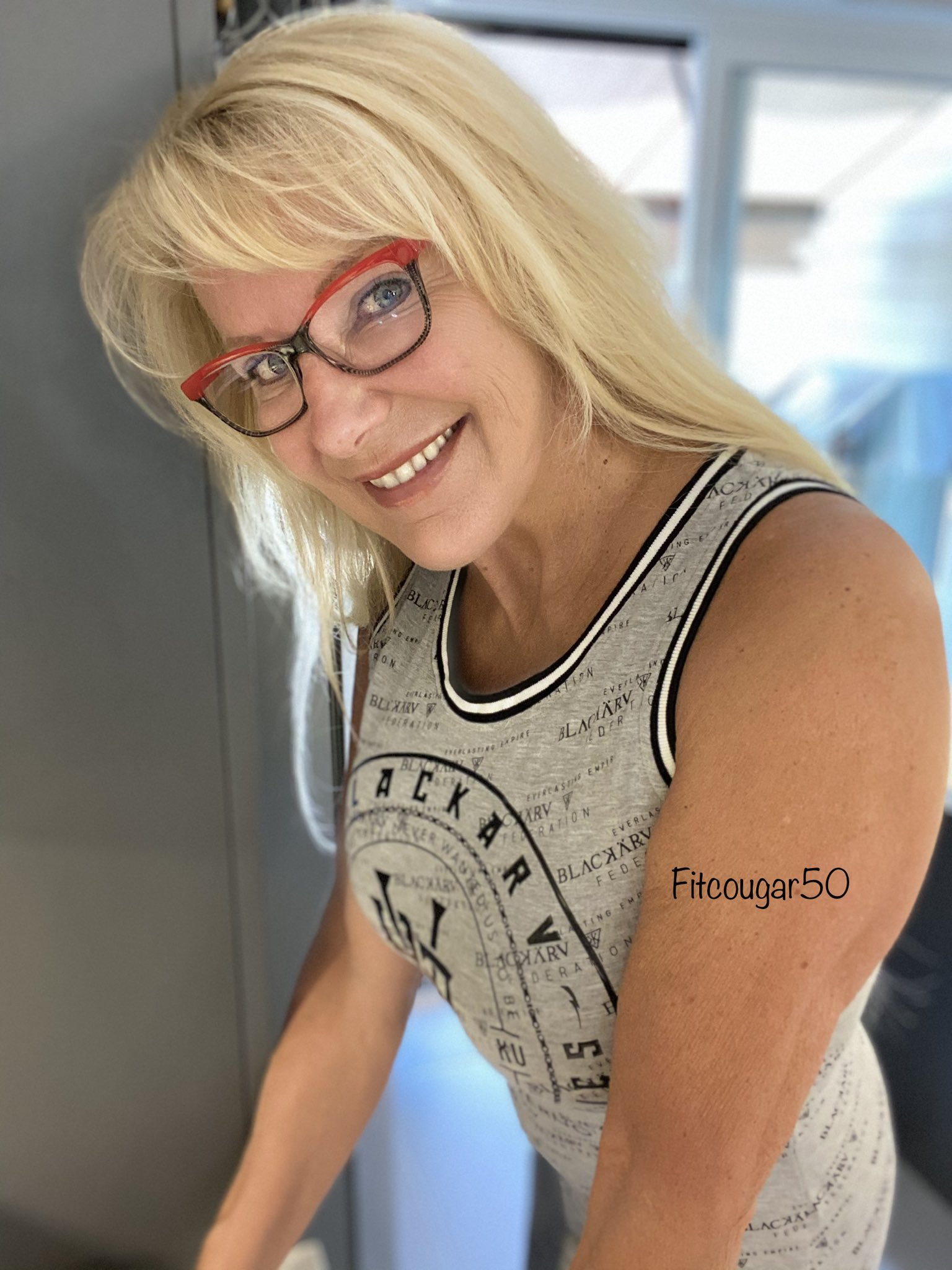 fitcougar live - twerk striptease mother pegging