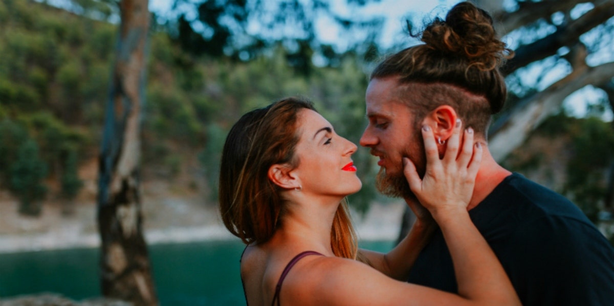 guy fingering woman booty pops guy fingering woman
