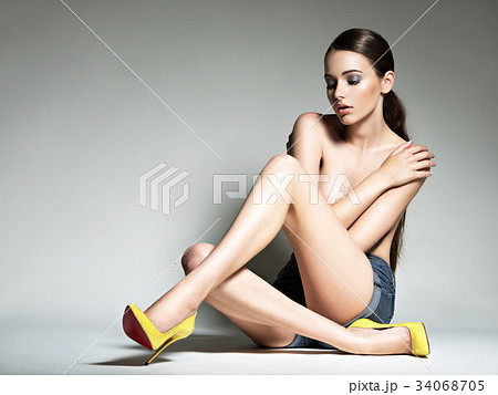 brittany banta recommends Naked Women In High Heels