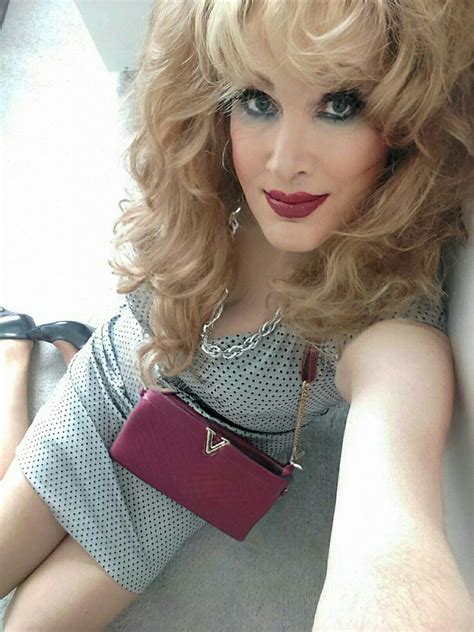 ladyboy pounding mature gangbang ladyboy pounding