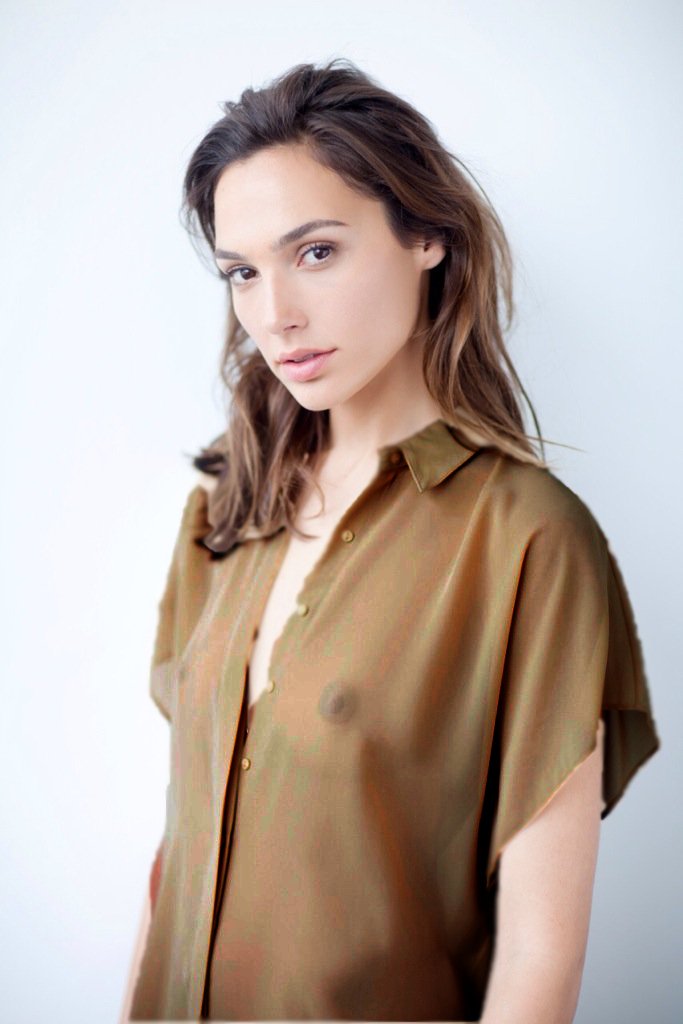gal gadot nude - christina noir pornostar romania