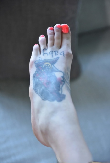 christina bracken recommends Rocky Emerson Feet