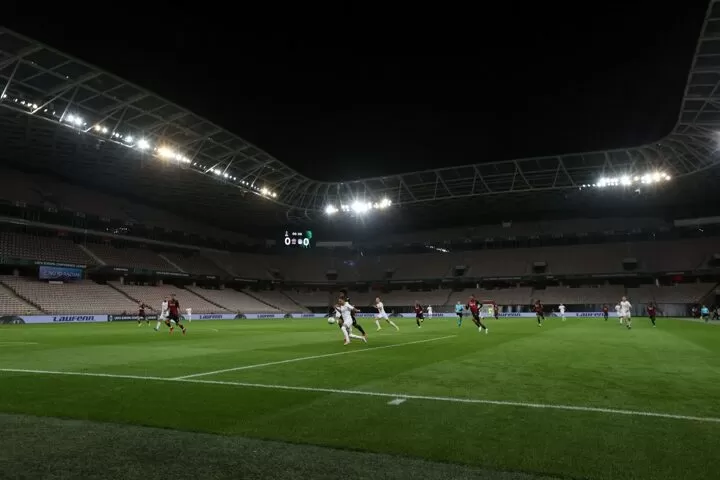 billy zheng like nice stadium porn photo david dadge recommends nice stadium porn pic