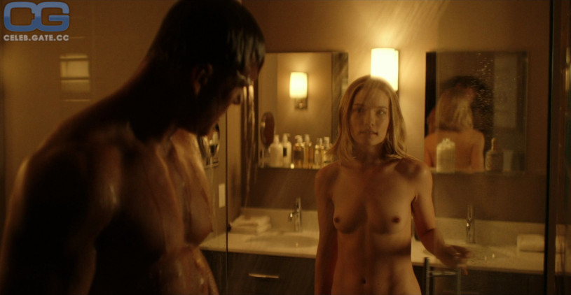 willa fitzgerald nude - hibiki otsuki bbc japanese newsreader bukkake