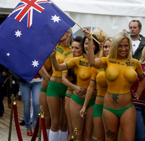 alfred buck recommends Hot Soccer Babes