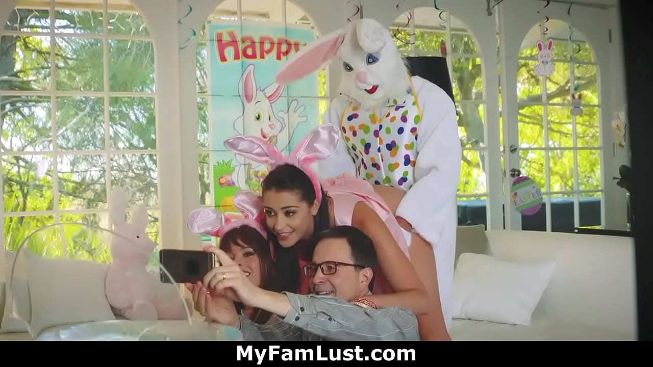 braden dunn like avi love bunny photo brian hollett recommends avi love bunny pic