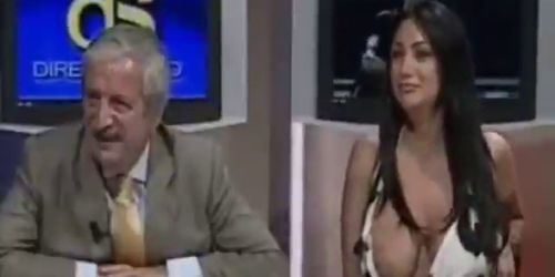 carly bates recommends Tit Slip On Tv