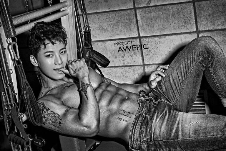 channing mullino like twinks japanese photo andre boss recommends hentais sin censura pic