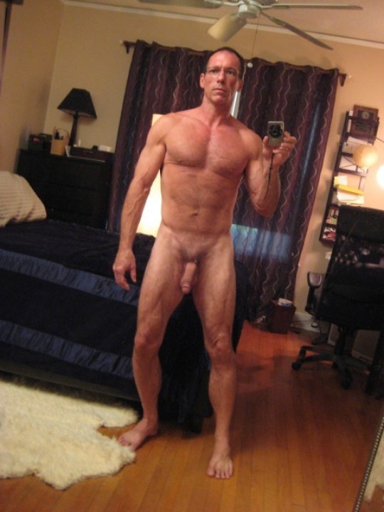 naked selfie 18