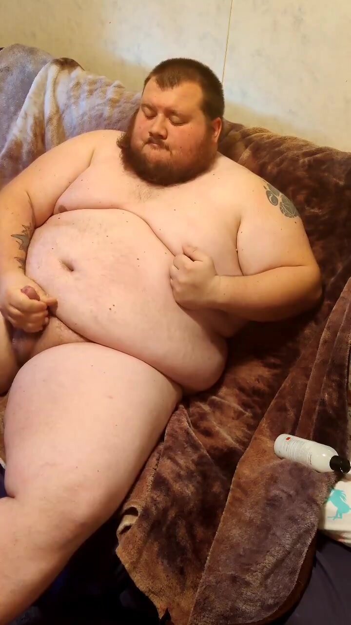 adam wimble recommends Fat Guy Cuming