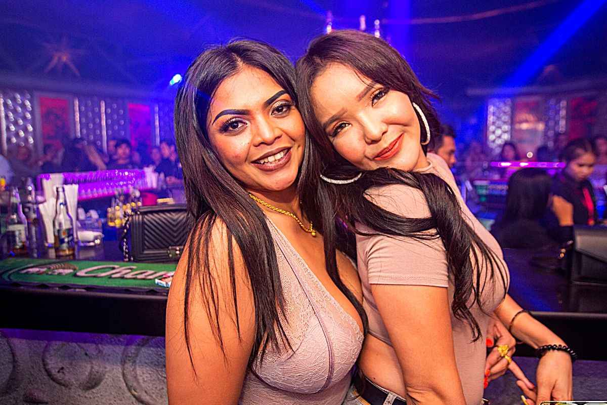 Best of crush crush porn david dernoncourt share sexy thai hooker photos