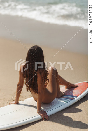 bushra pervaiz recommends Nude Surf Chicks