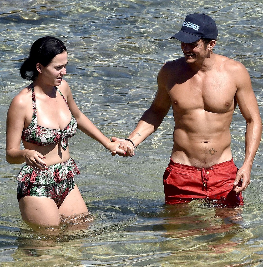ahmad shalash recommends katy perry naked boobs pic