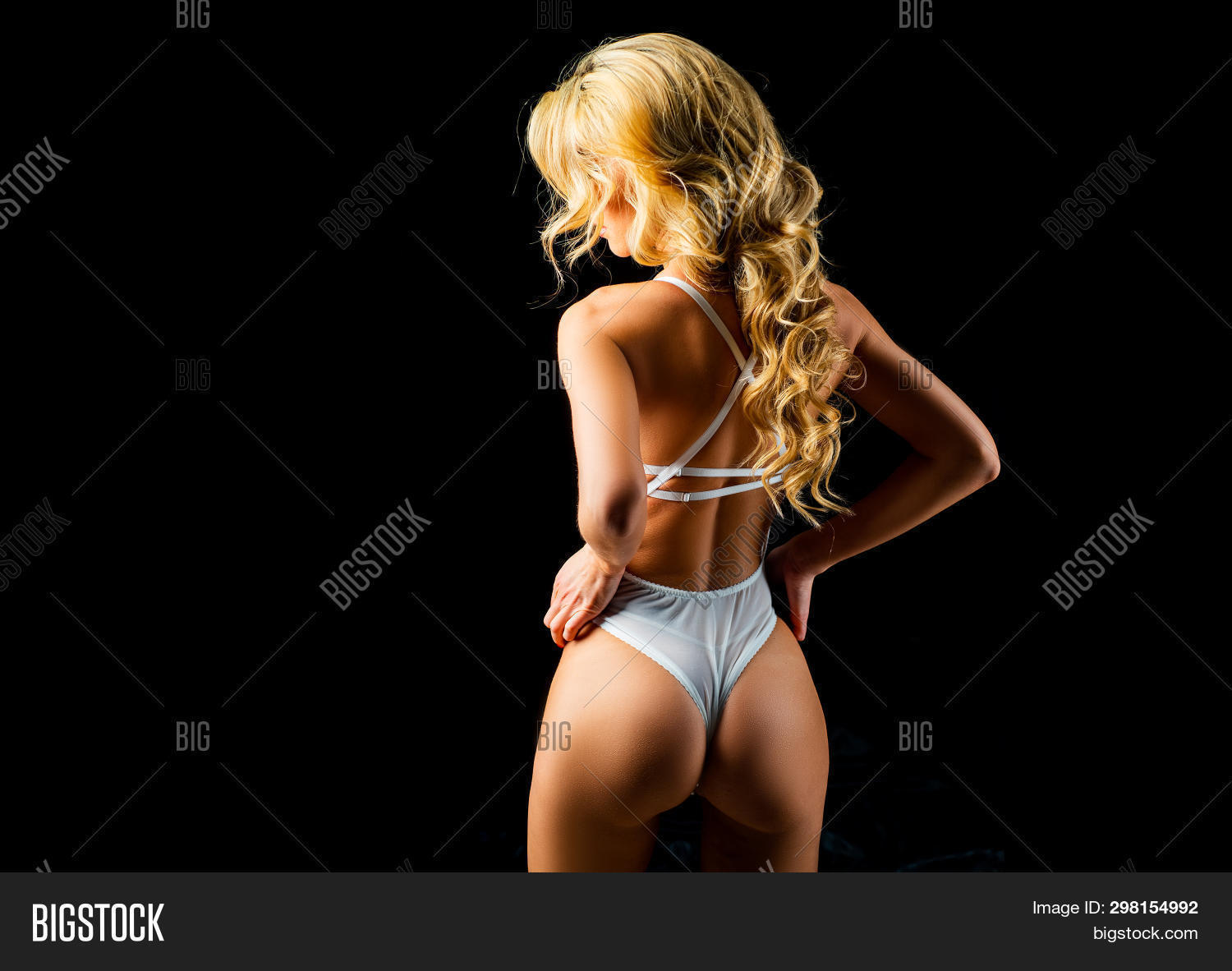 de branch like sexy naked big butt photo ariana jones recommends sexy naked big butt pic