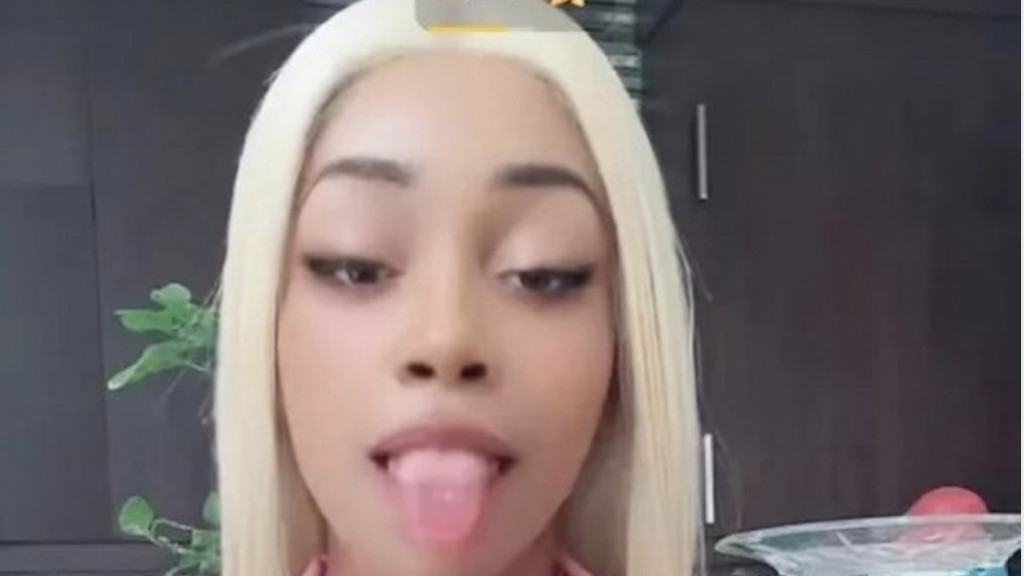 ada warren recommends Pinkydoll Nude Videos