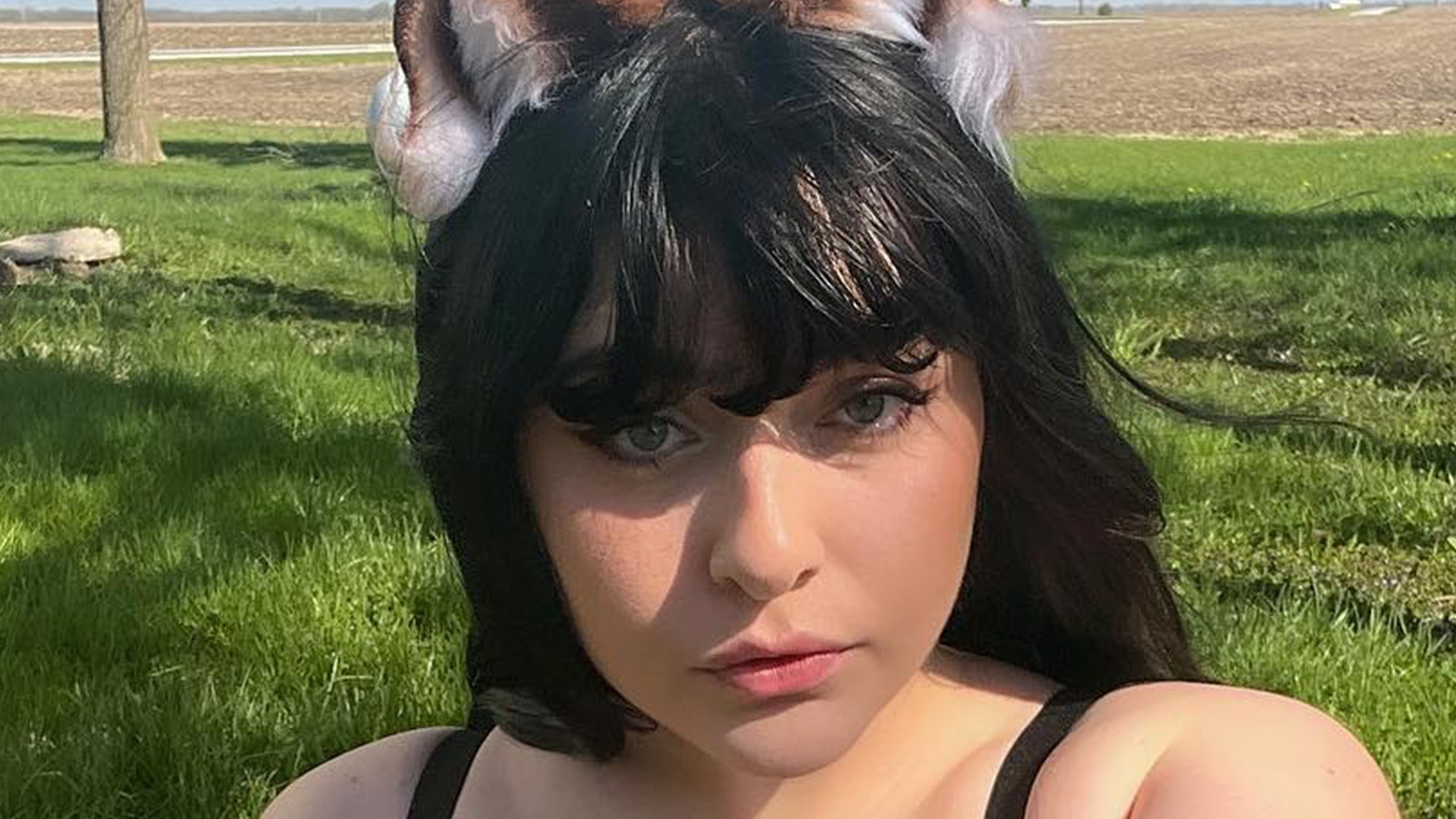 tiny nude ladies - dessyc leak emma rose adult star