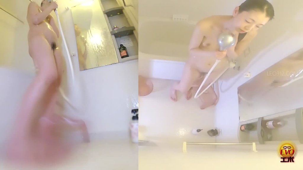 dieter nelles recommends Hidden Camera Bath Video