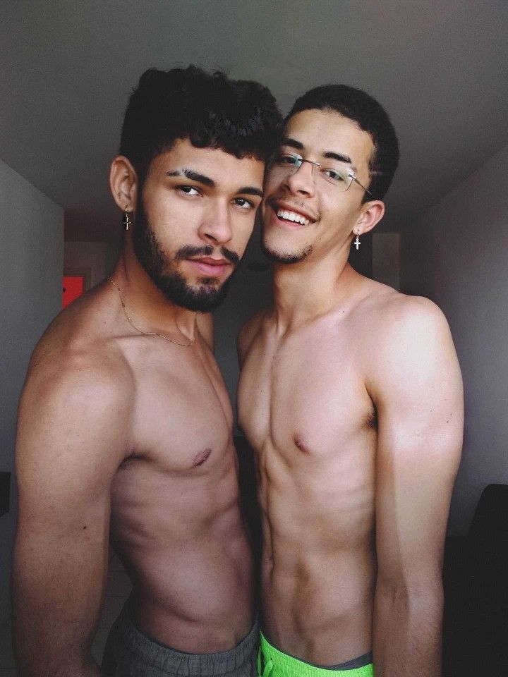 hot men kissing naked - real maid sex hidden camera voyeur