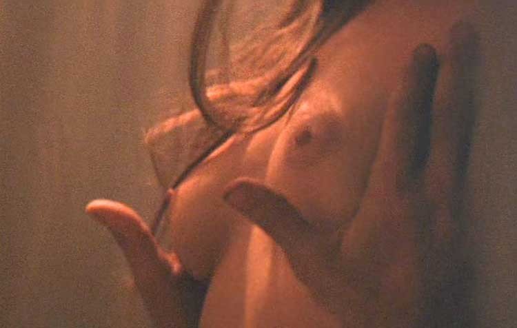 angelina jolie nudes - novinha vazou roxanne rae footjob