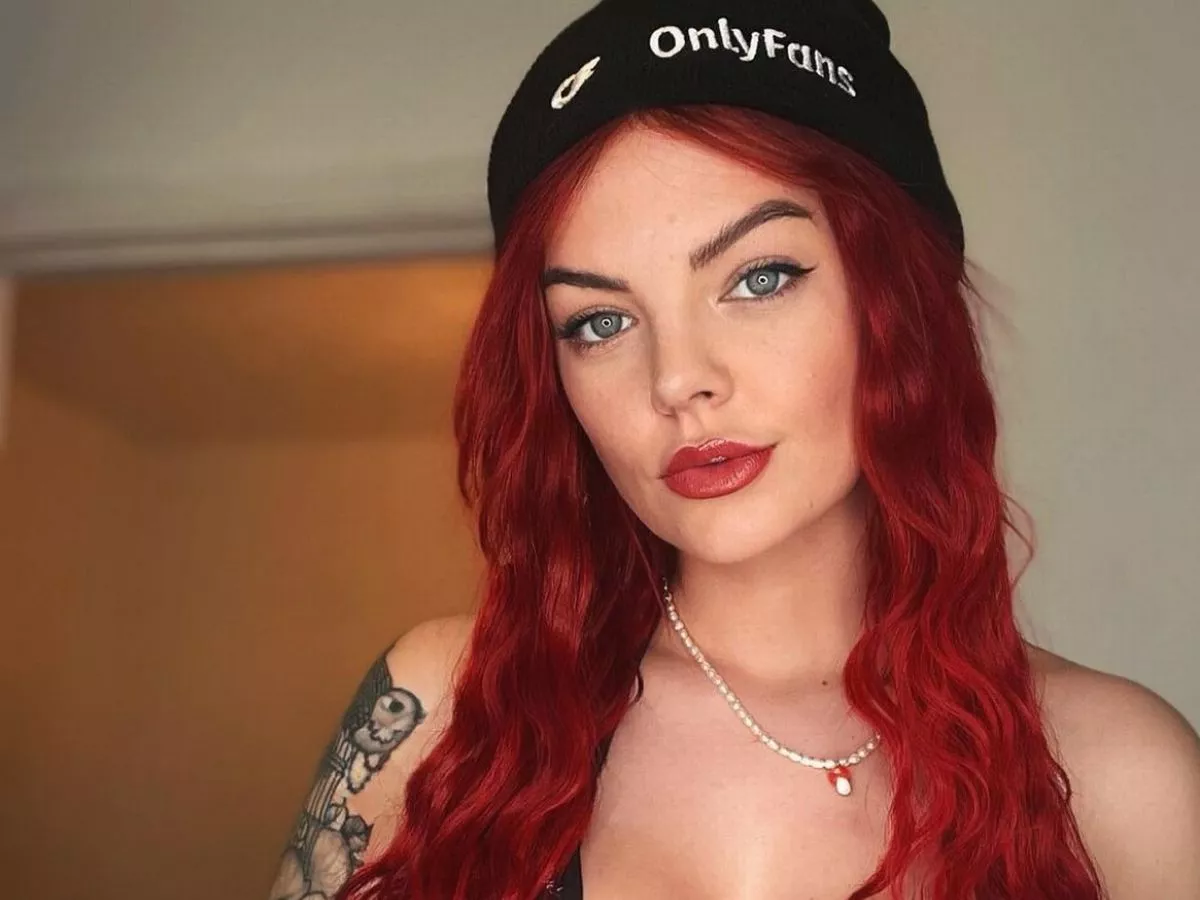 alipour recommends red head only fans pic