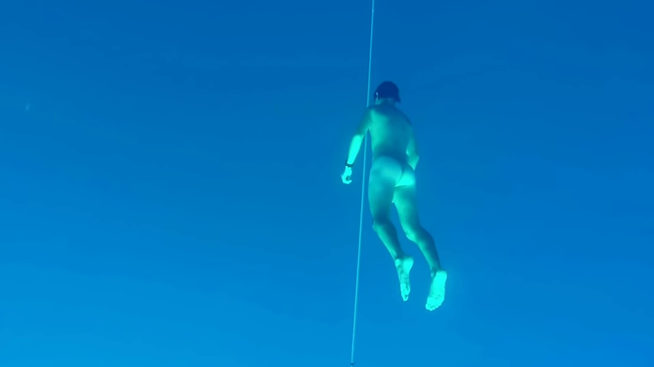 carol ohlemacher recommends diver nude clifford s johnson add diver nude photo