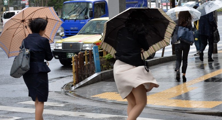 anup upadhyay recommends Japanese Upskirt