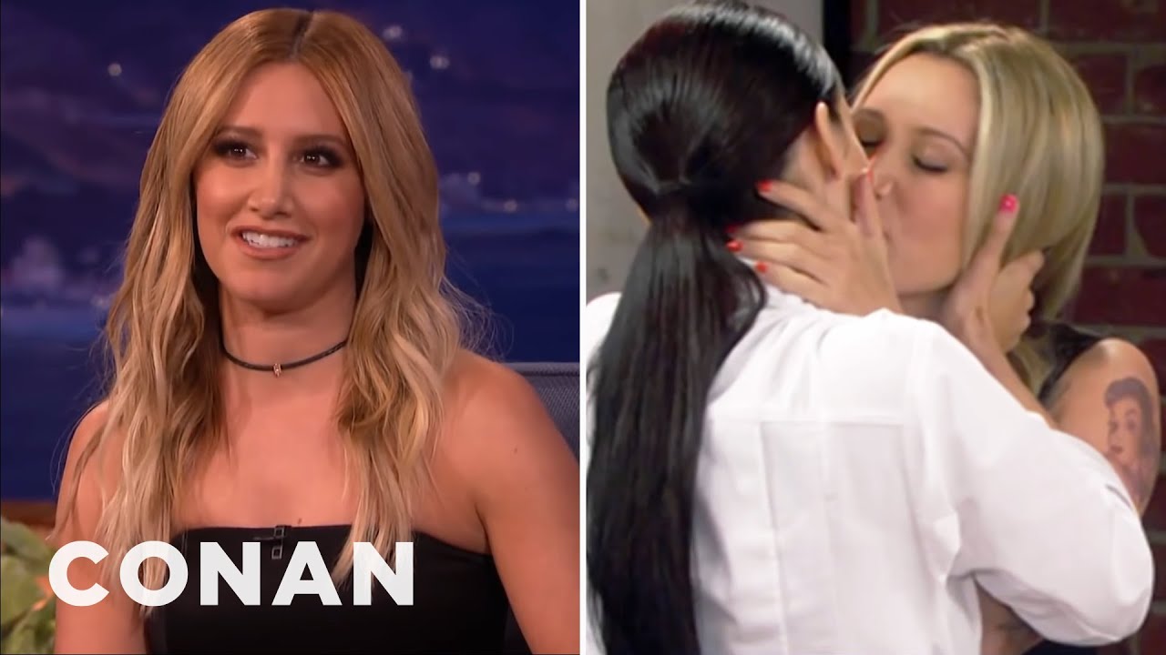 anuar desa recommends vanessa hudgens lesbian kiss pic