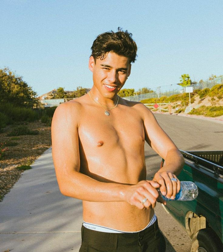 ann hull recommends arab twinks pic