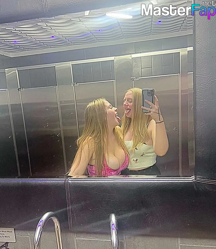 Gabrielle anwar nude ct dating Kylayese Onlyfans Nude milf selfies
