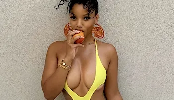 anielka martinez recommends ebony nip pic