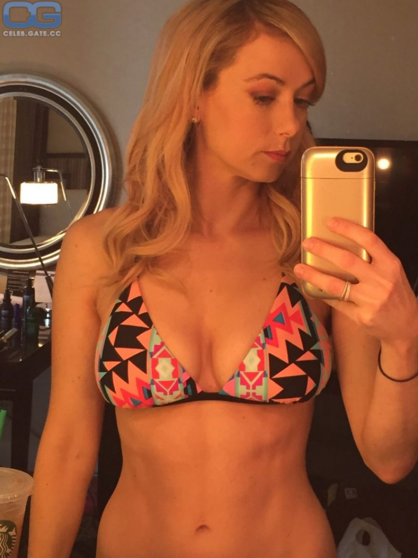 iliza shlesinger naked - danii banks jason luv galas looner