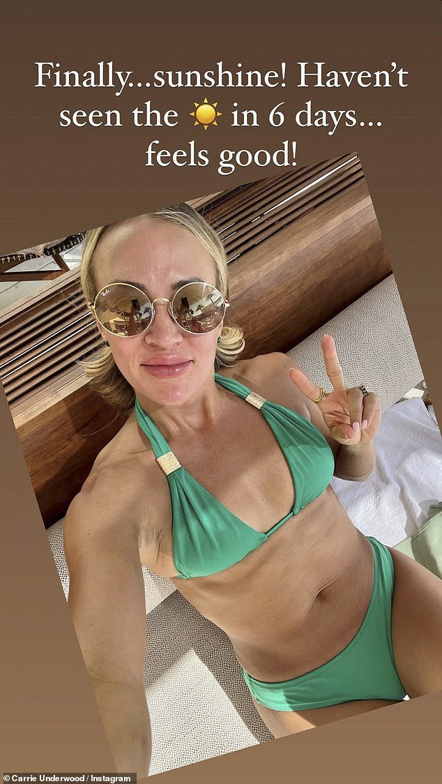 dave meskill recommends carrie underwood nude pic