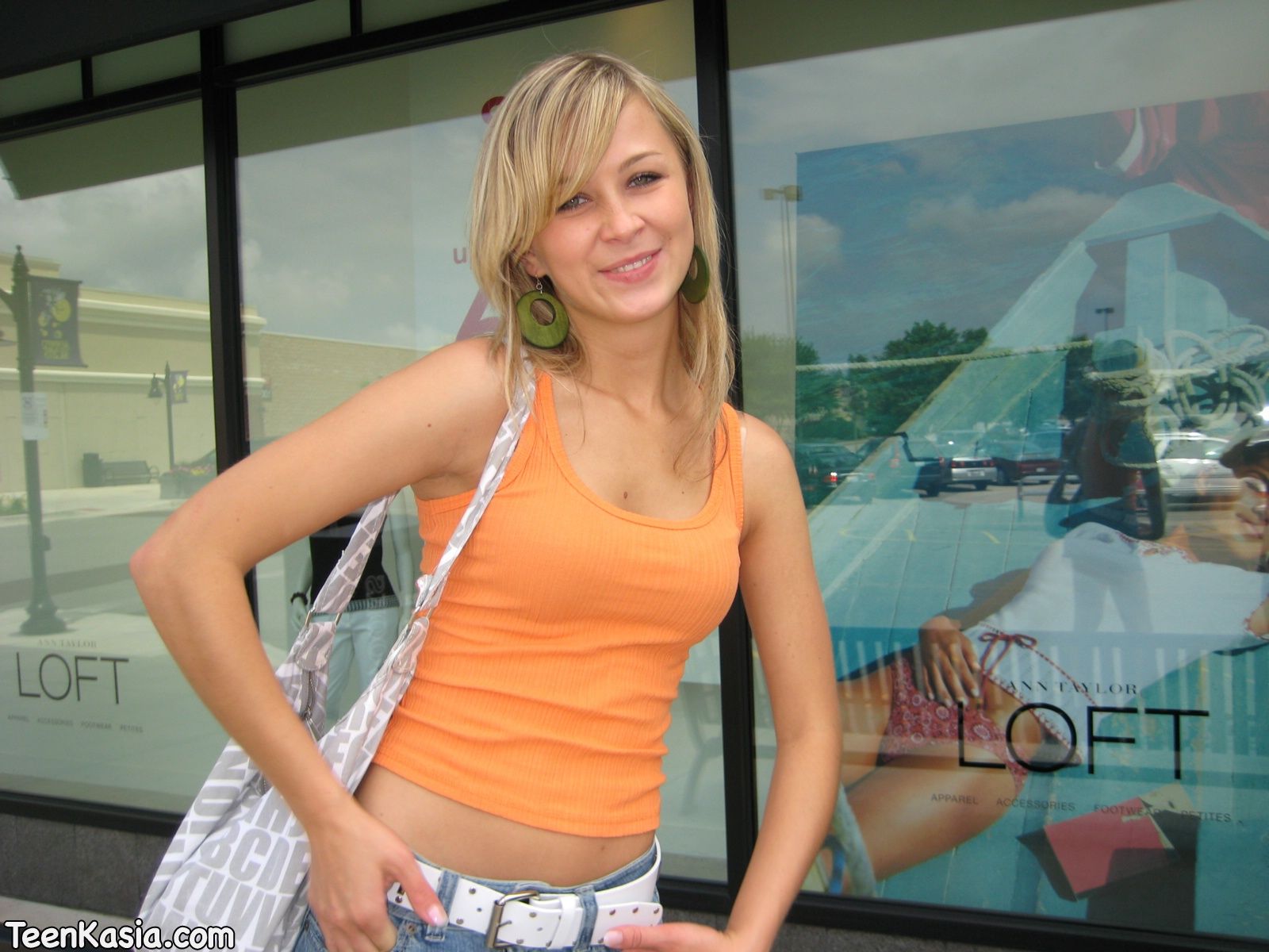 teens strip videos - kimmy khan wet kitty only fans