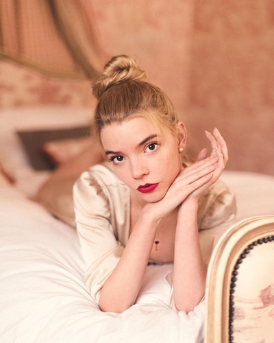 anya taylor joy nude pictures - rachel steele videos milf nudes