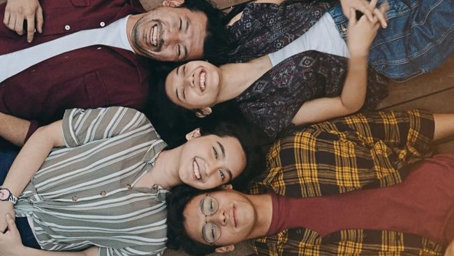 brett gallion like bokep indo adek kakak photo donny wahyudi recommends bokep indo adek kakak pic
