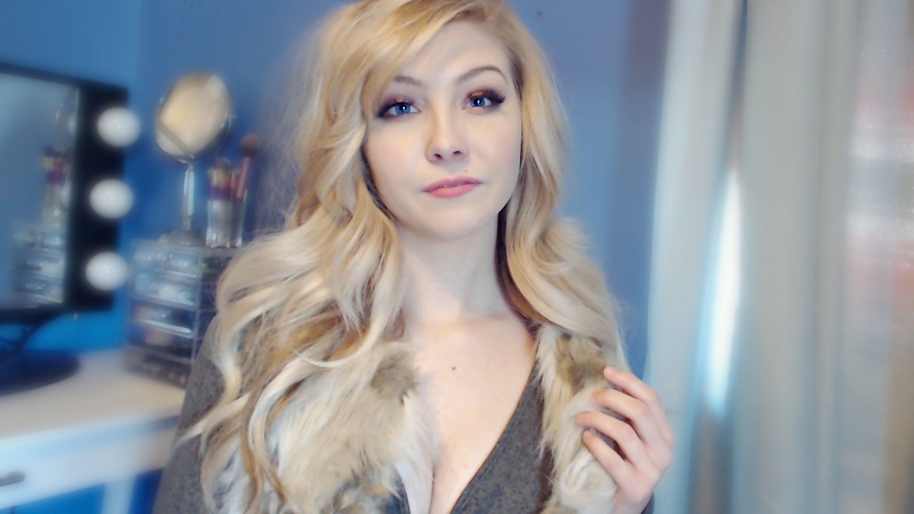 cassy ray recommends Frivolous Fox Asmr Nude