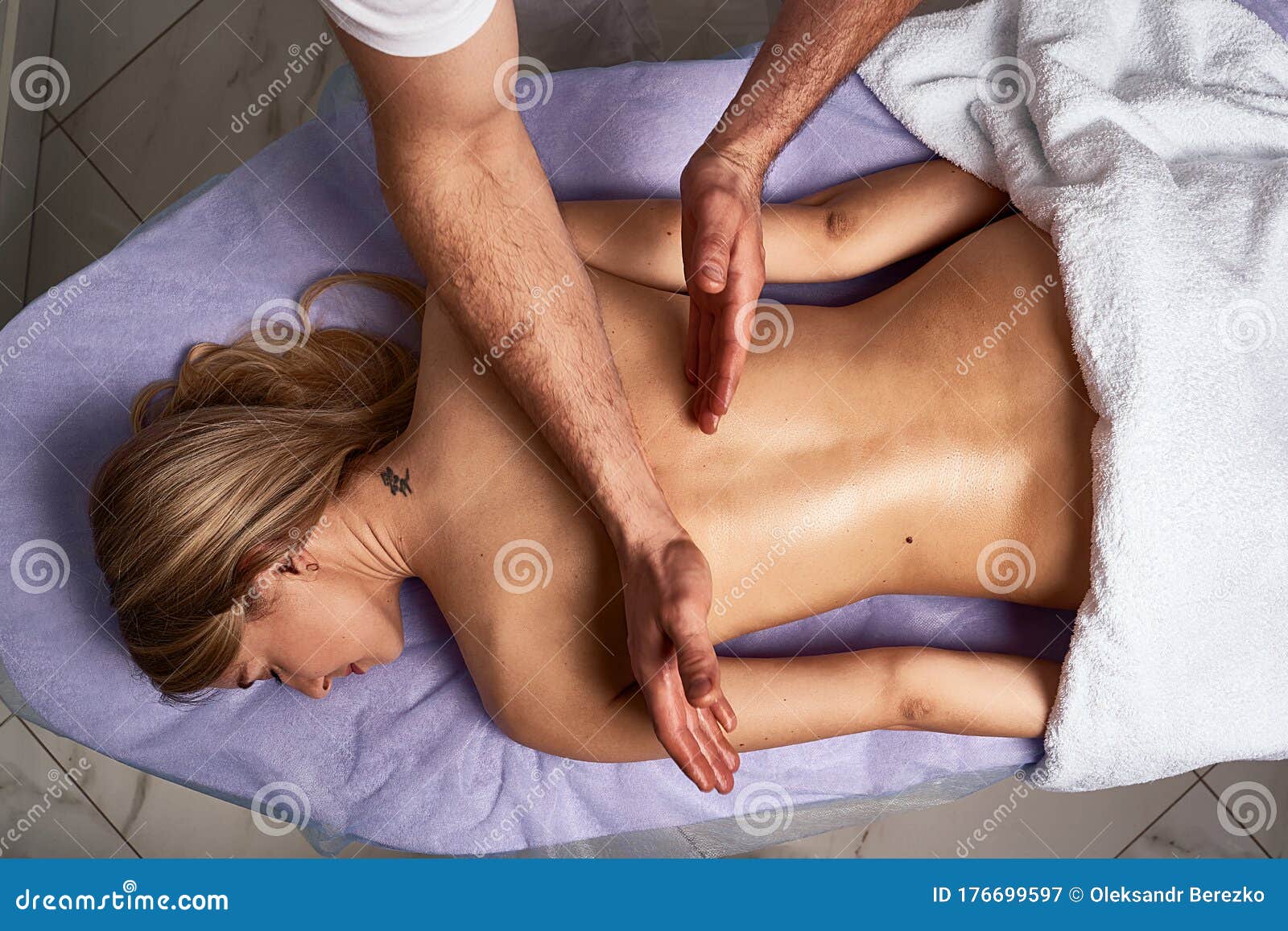 Massaging A Naked Woman street slavegirl dawn selvage recommends Massaging A Naked Woman
