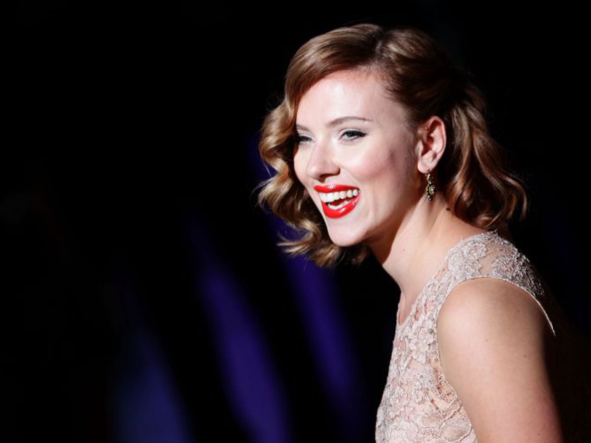 calum tennent like porn with scarlett johansson photo clara beck recommends porn with scarlett johansson pic