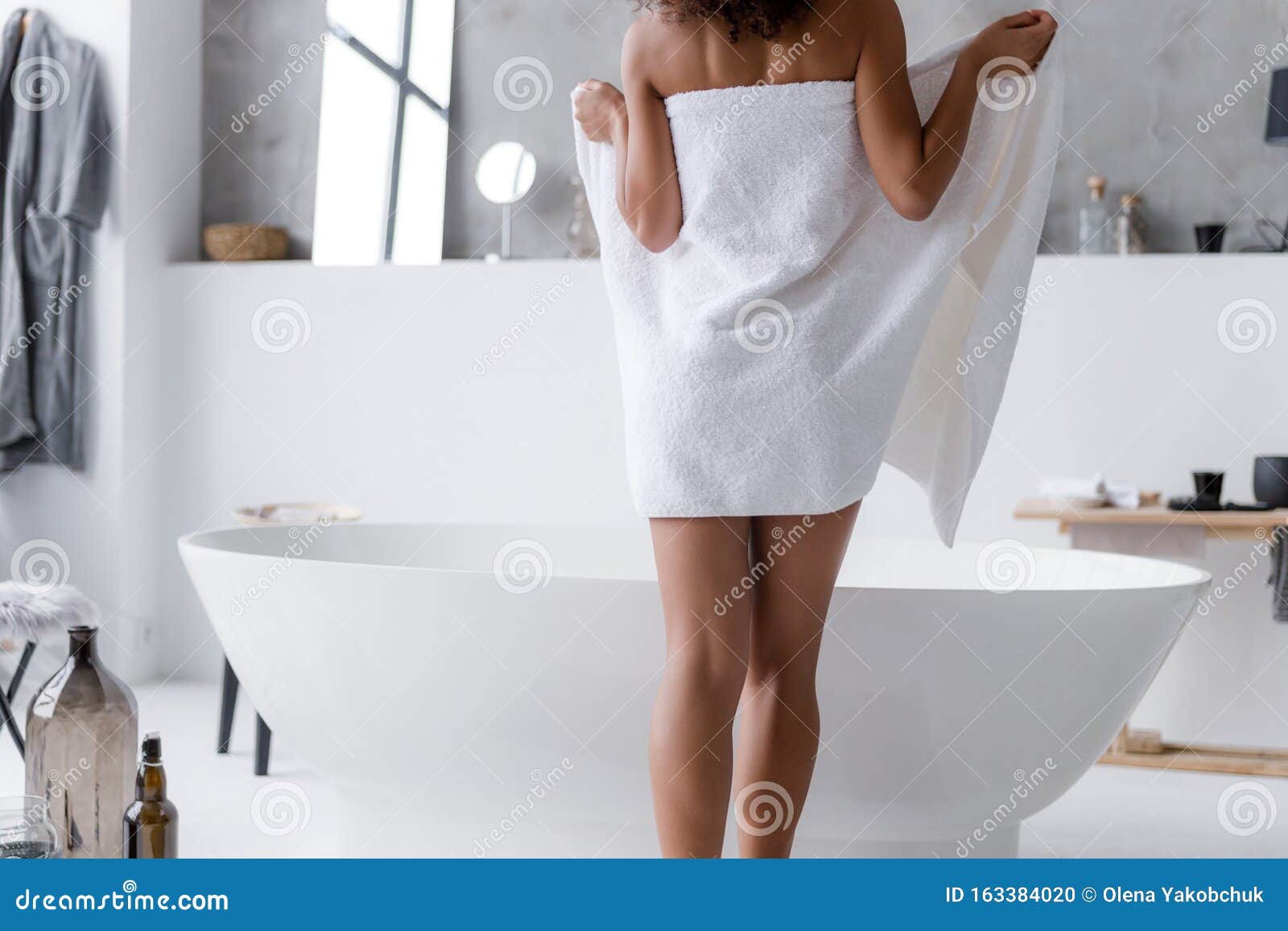 towel pulled off - soogsx sex tape big boobed mature lesbians