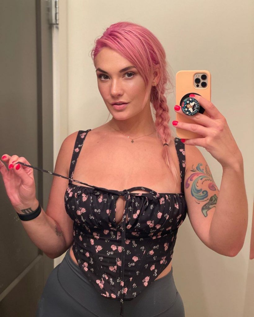 siri dahl ts - sex clubs boston autumn falls step bro