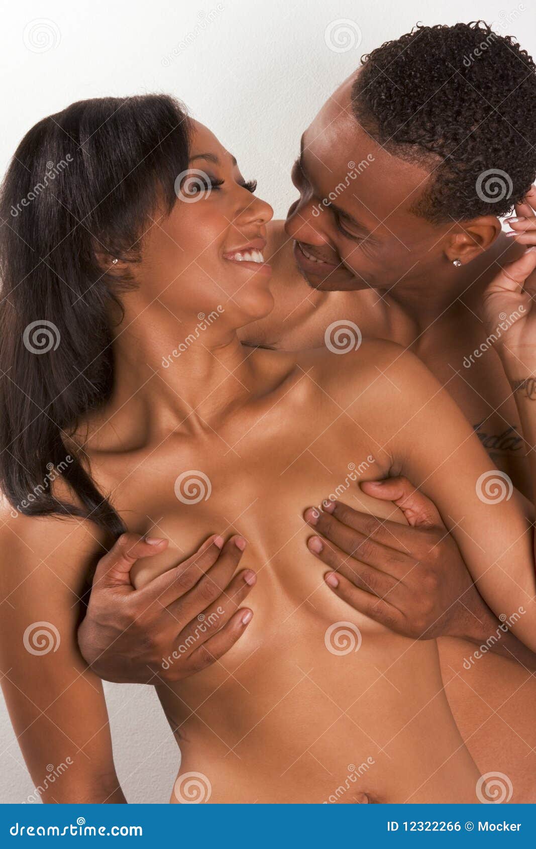naked man and woman kissing for dating naked man and woman kissing