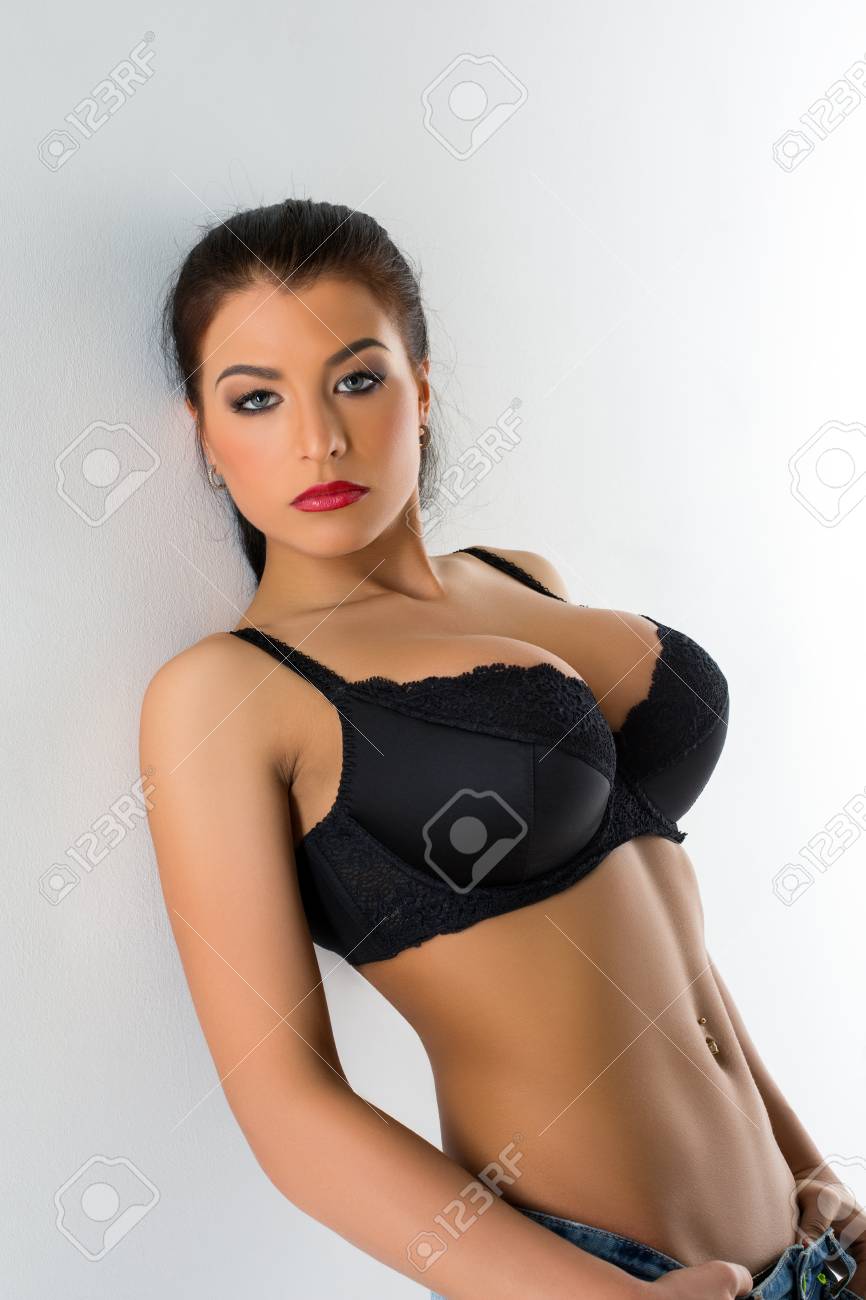 aj bonnell like tiny tits brunette photo amanda hobson recommends tiny tits brunette pic
