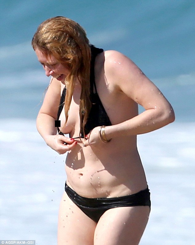 aryaveer singh recommends natasha lyonne topless pic