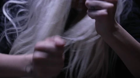 Banging Blondes chinese striptease