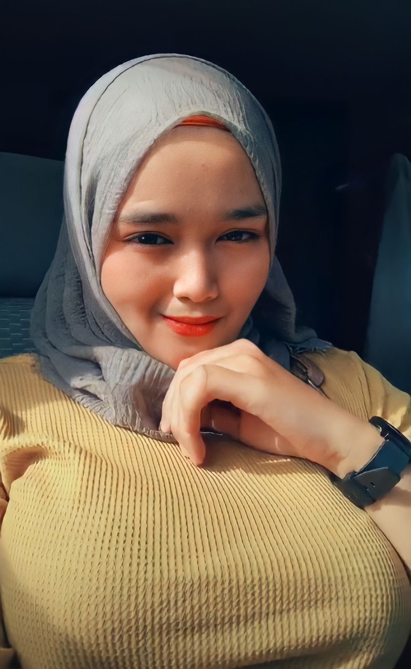 horny hijab - defolration tv wife with bbc in hotel
