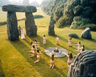 chen mei ling recommends Ingrid Pitt Naked