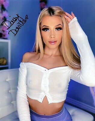 amanda mews like top chaturbate models photo bar zer recommends top chaturbate models pic