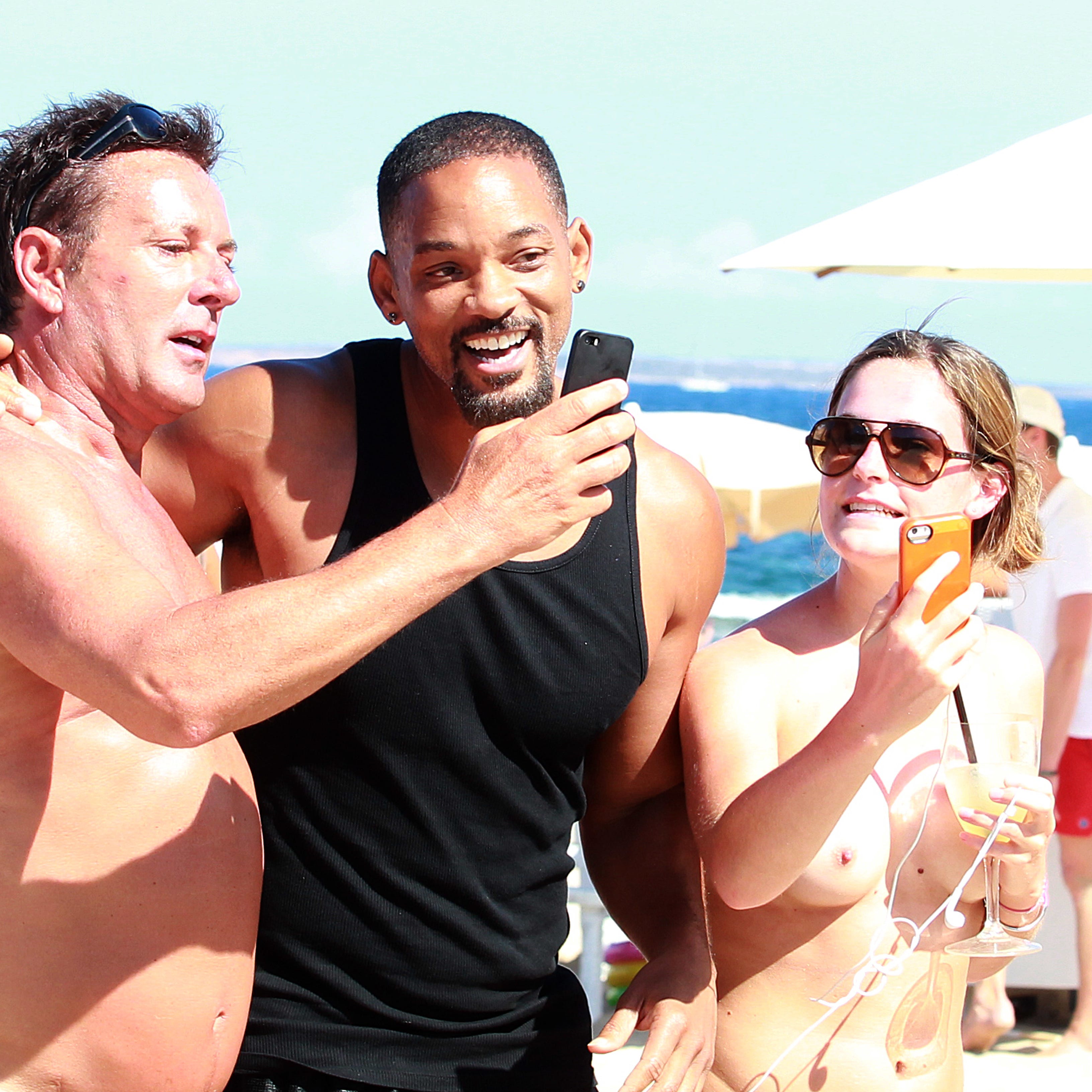 Amanda breden boobs phone fuck Naked Beach Selfies mature photos