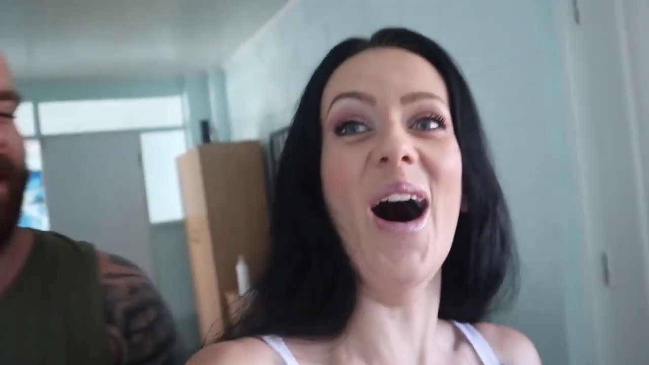 melody radford - womem masterbating awesome models sovereign syre and arabelle raphael are eating pussies